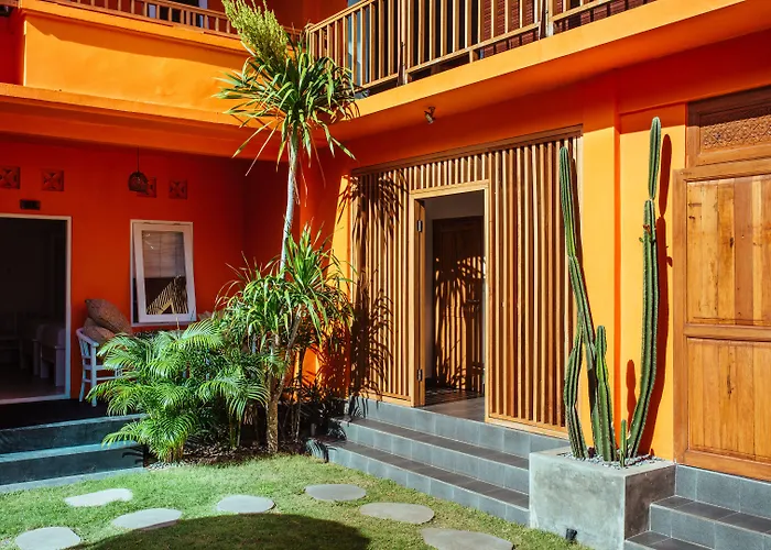 The Padang-padang 3*